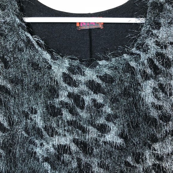 🏖 Isle Apparel Fringe Knit Leopard Dress J3 - Picture 2 of 5